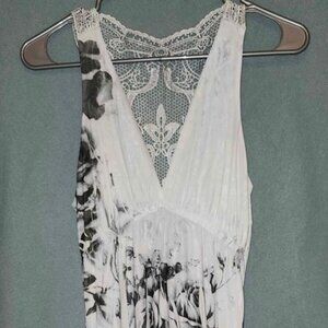 Black & White Floral Dress, Knee Length, NWT, Women's Size Medium